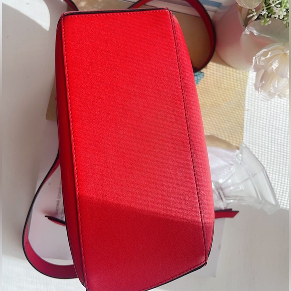 Loewe Calfskin Small Puzzle Bag Scarlet - Picture 3 of 7